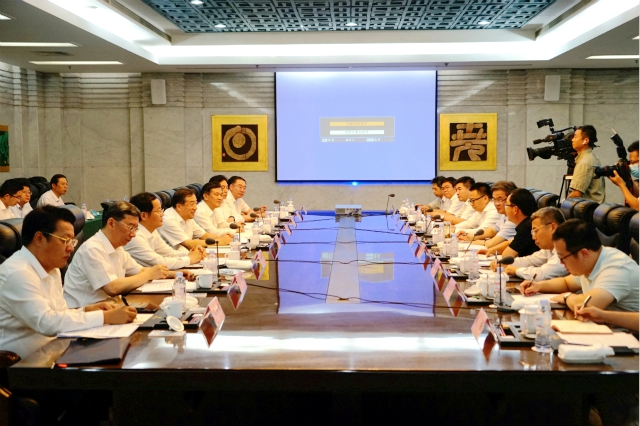 老哥俱乐部-老哥必备的交流社区