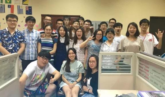 老哥俱乐部-老哥必备的交流社区