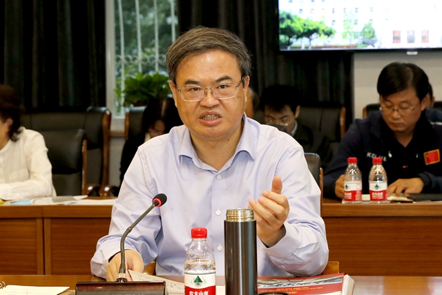 老哥俱乐部-老哥必备的交流社区