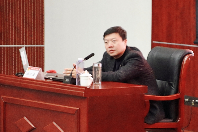 老哥俱乐部-老哥必备的交流社区