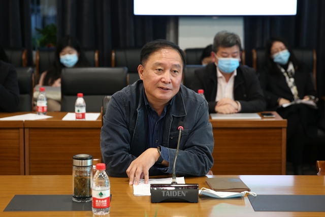 老哥俱乐部-老哥必备的交流社区