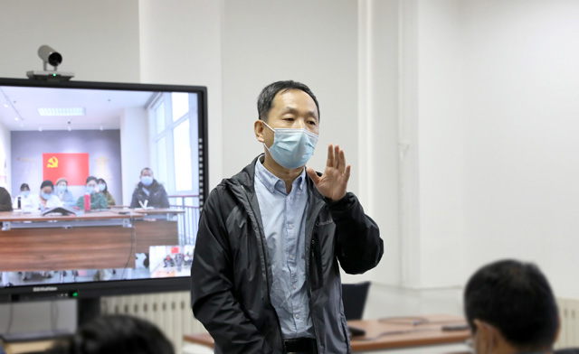 老哥俱乐部-老哥必备的交流社区