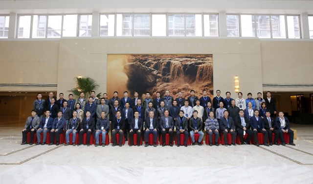 老哥俱乐部-老哥必备的交流社区